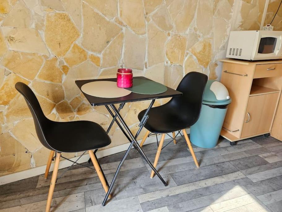 Logements Centre-Ville Нарбон Екстериор снимка